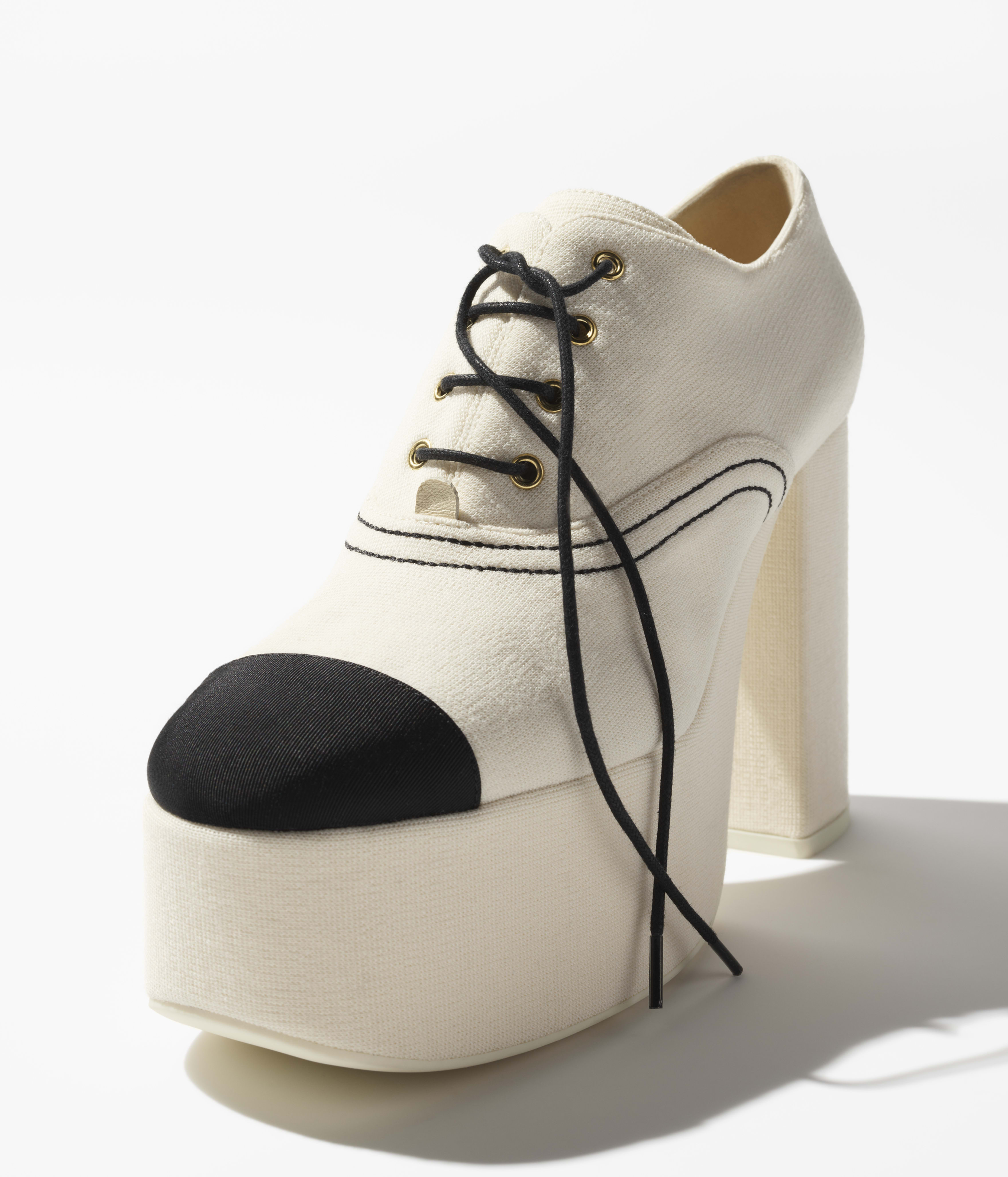 Lace-Up Shoes - Ivory & Black - Wool & Grosgrain - 